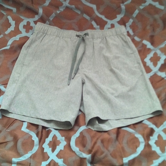 Eddie Bauer Gray UPF 50 Water Repellent 4 Way Stretch Shorts - Picture 1 of 7